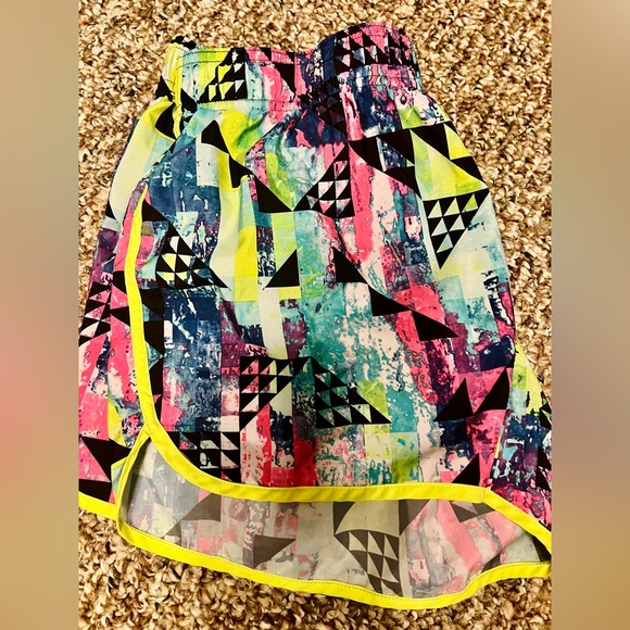 Women’s Victoria’s Secret VSX Athletic Shorts - Picture 1 of 5